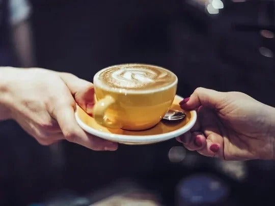 فنجان قهوة مع رغوة