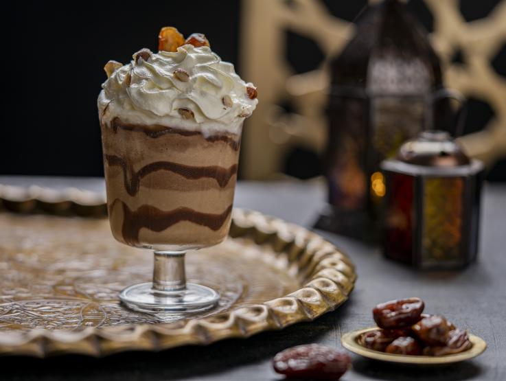 حلوة بالشوكولاتة